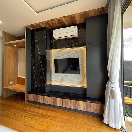 Ashi Poshtel Hostel Chiang Mai Exterior photo
